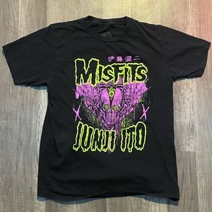Hot Topic mens Misfit Tee size small